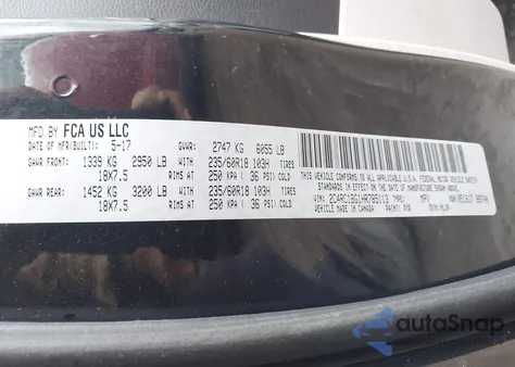 2017 Chrysler Pacifica Touring-L z USA, uszkodzony, nr VIN 2C4RC1BG1HR785113